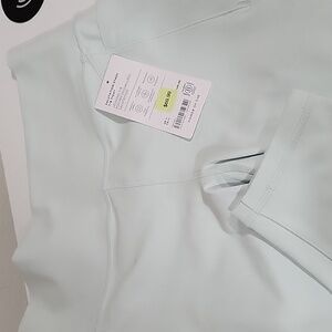 Athleta Salutation Stash 7/8 Tight